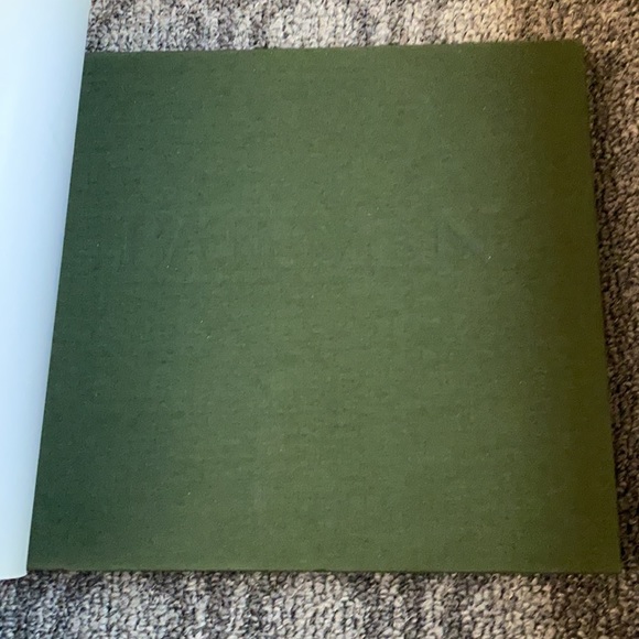 The World of Robert Bateman signed copy - Picture 7 of 7